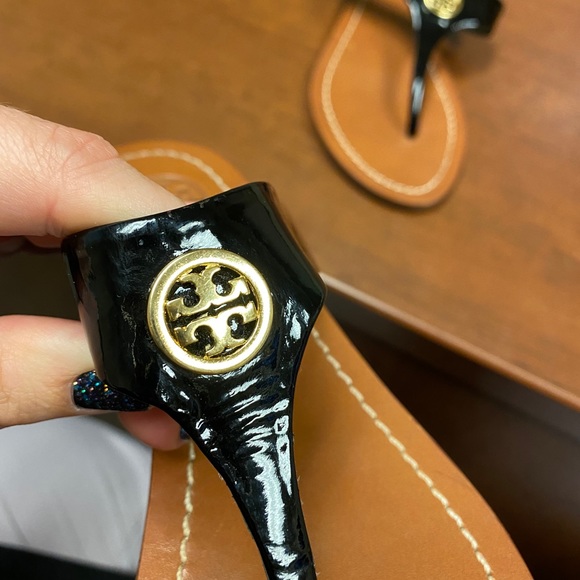 Tory Burch Cameron thong sandal black 5M - Picture 10 of 11